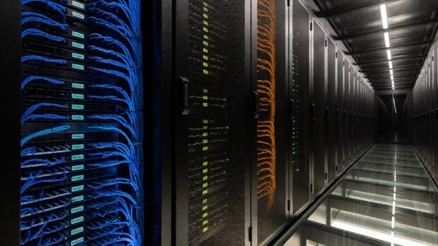 Fly.io vs Render: The 2026 container deployment choice