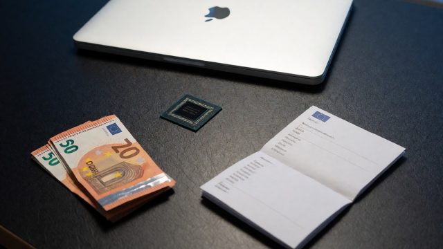Local LLM adoption in 2026: Devstral and the cost of privacy